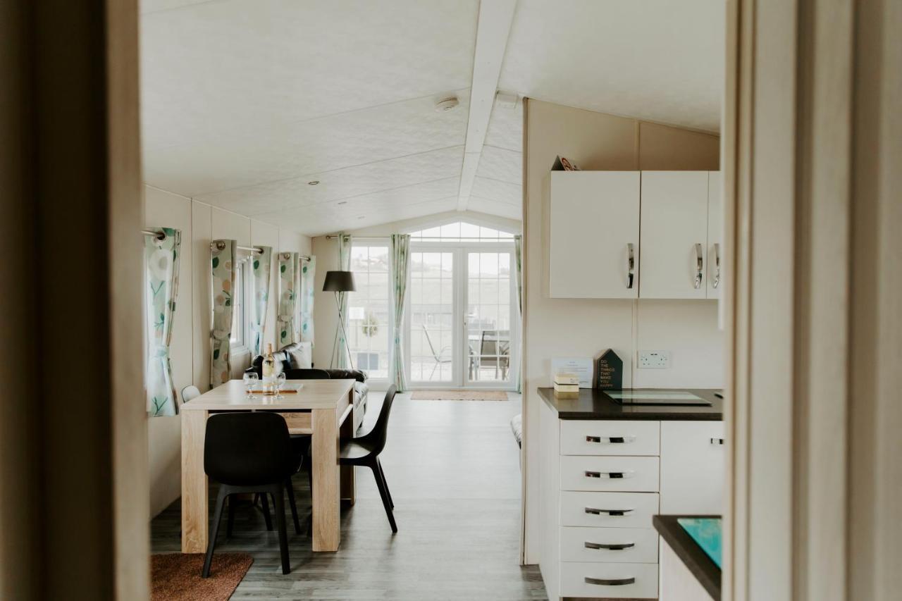 Fairview Farm 14 Luxury Lodges, Cabins, Dog Friendly, Suitable For Couples, Families And Groups, Wedding Guests , Corporate Events, Sleeps 2-65 Guests In Ravenshead, Near Sherwood Forest, Set In 88 Acres * Nottingham