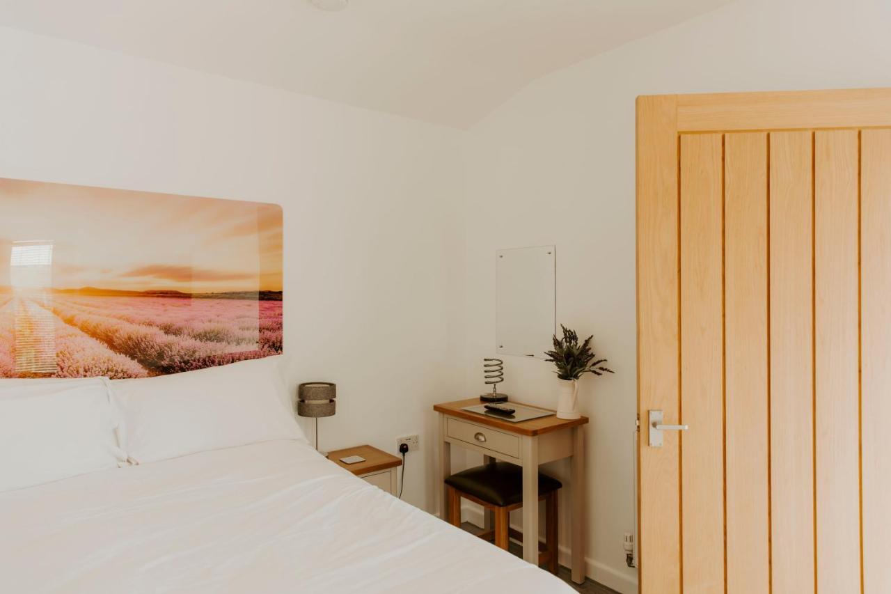 Fairview Farm 14 Luxury Lodges, Cabins, Dog Friendly, Suitable For Couples, Families And Groups, Wedding Guests , Corporate Events, Sleeps 2-65 Guests In Ravenshead, Near Sherwood Forest, Set In 88 Acres * Nottingham