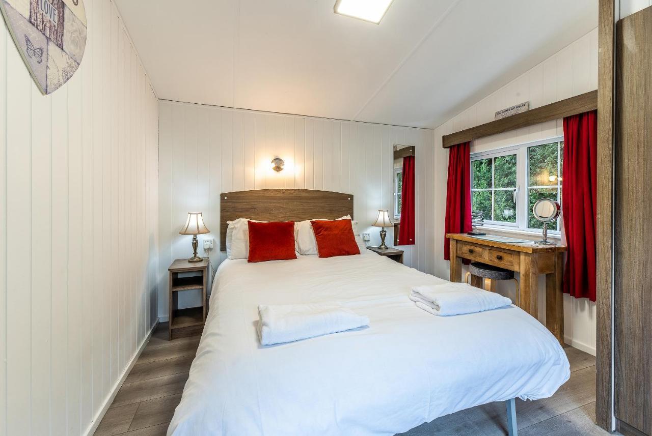 Chalet Fairview Farm Retreat: Luxury In Nottinghamshire Countryside Nottingham