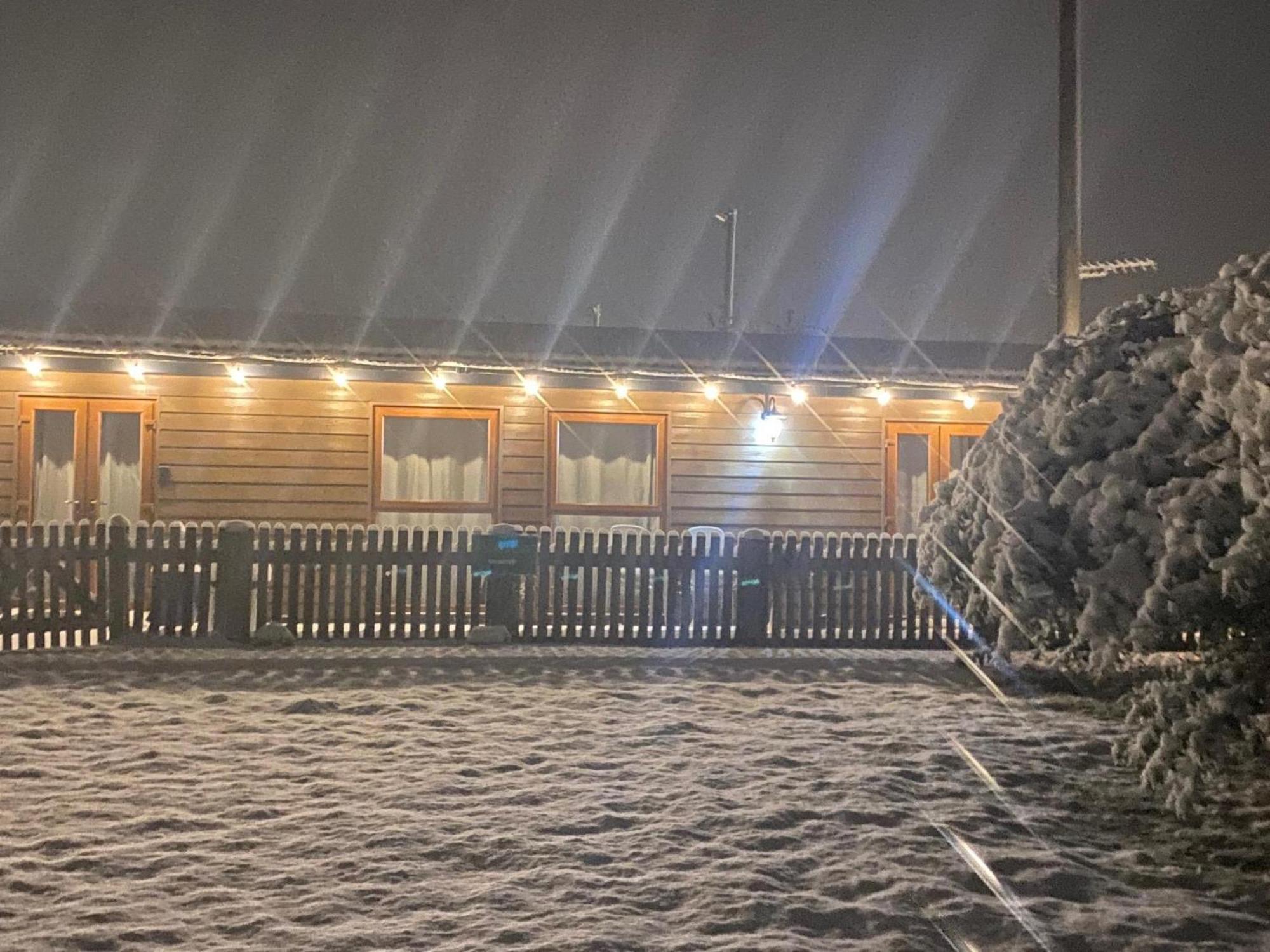 Chalet Fairview Farm 14 Luxury Lodges, Cabins, Dog Friendly, Suitable For Couples, Families And Groups, Wedding Guests , Corporate Events, Sleeps 2-65 Guests In Ravenshead, Near Sherwood Forest, Set In 88 Acres *